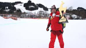 Schweizer skirennfahrer, geboren am 11. Beat Feuz Flies To First Ever Gold At Kitzbuhel As Urs Kryenbuhl Airlifted To Hopsital After Crash Eurosport
