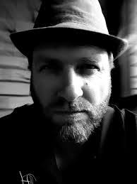 Justin Squires's Instagram, Twitter & Facebook