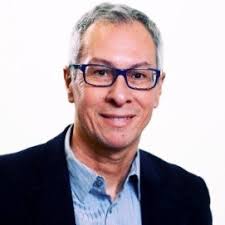 Com meus amigos e co-autores Abraham Laredo e Nelson Barth na premiação do  Jabuti Acadêmico. Foi um prazer escrever o livro com vocês!!!