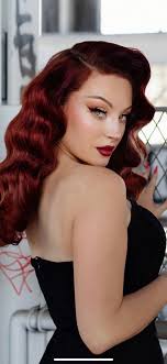 Pinup Palmer updated their profile picture.