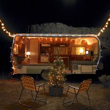 Rv misery can be overcome by the generosity many of the rvs in this range have several years of use left in them. Camper Decor Ideas For The Holidays Curbed