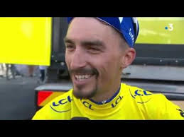 Retrouvez ici nos reportages, nos formats interactifs et toutes les infos sur la grande boucle. Le Journal Du Tour Du 08 Juillet 2019 Etape 3 Binche Epernay Le Tour De France France 3 Le Journal Du Tour D Tour De France France 3 Coureur Cycliste