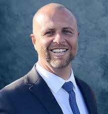 Albert Jasper's Instagram, Twitter & Facebook