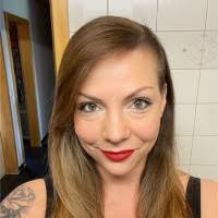 60+ Profile mit dem Suchbegriff „Jeanine“