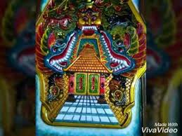 This technique originated from the island of java, indonesia. Pintu Rumah Berukir Gunungan Wayang Youtube