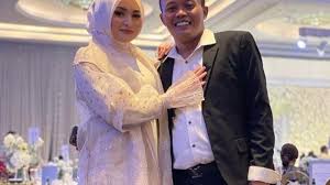 Indo viral istrinya sule skandal : Sosok Penyebar Video Syur Diduga Nathalie Holscher Manajer Terkuak Istri Sule Singgung Mantan Tribun Sumsel