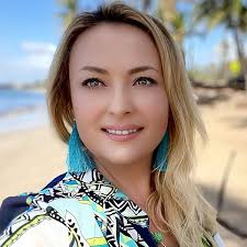 Awaken The Magic Within: Secrets to Living a Happy and Fulfilled Life:  DORSEY, SELENA, HARPER, FRAN, ZABORA, PSYD, DR. OLGA, LAWRENCE, DEBORAH,  PARSIAN, DR. NASRIN (NAS), FEAST-JONES, LEONIE, MANSINGH, RIKA, CARBUCCIA,  ROBERT,