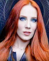 Regé-Jean Page as Simon is just… 😍🔥🔥🔥