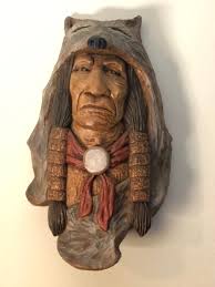 Here are two more of Larry Noland's my daddy's carvings.