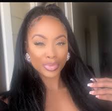 Angela Bassett at 65 years old. So classy 🥰