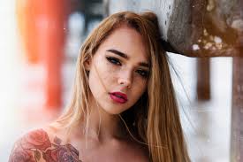 women, face, freckles, blonde, Christopher Rankin, Maggie Moodie, portrait,  eyeliner, nose ring, tattoo, closeup | 3072x2048 Wallpaper - wallhaven.cc