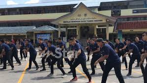 Sekolah , sekolah menengah/pendidikan menengah. Gempak Habis Pelajar Sekolah Sains Feeling Artis K Pop Tak Adalah Kami Asyik Baca Buku Viral Mstar