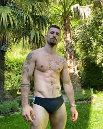 TW Pornstars - Aingeru. Twitter. 37 degrees today 🔥👹💧. 8:10 PM - 19 Aug  2020