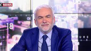 En direct sur cnews, pascal praud répond aux vives critiques de sonia devillers de france inter. Cnews Praud D Ane