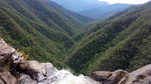 Windin falls is a spectacular waterfall located within wooroonooran national park in tropical north queensland. Windin Falls Wooroonooran National Park Youtube