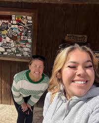 Mia Becerra's Instagram, Twitter & Facebook