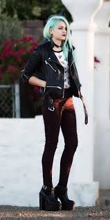 103 Grunge Outfits For Teenage Girls 2,848 likes · 9 talking about this.