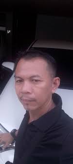 Hi everyone. I was wondering if anyone knew either a Joseph Shea or a Jacob  Boyle? I received a piece of mail for Jacob from Joseph.