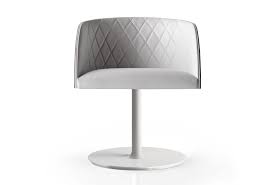 Hug Chair By Bross Contemporary Dining Chair Design Modern Dining Chairs Italian Interior Design