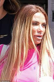 Katie price meets an inspirational woman with a terminal illness advising how families can make the. Katie Price Shows Her Very Plump Pout As She Prepares To Fly To Turkey Fr24 News English