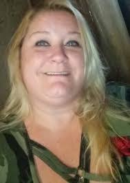 Robin Andrews's Instagram, Twitter & Facebook