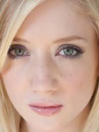 Erin Way: noticias, fotos y vídeos de Erin Way