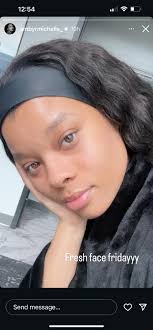 Stephanie Vaquer without makeup looks so damn pretty