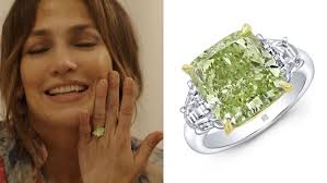 Canary J Lo Engagement J Lo Cost Of Green Diamond J Lo Engagement Ring Ben  Affleck