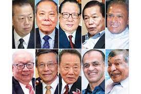 Raja eleena pernah dinobatkan sebagai individu yang ke 25 paling kaya di malaysia pada tahun 2007 dengan jumlah aset yang bernilai lebih daripada 228 juta usd dan secara tidak langsung. Bertambah Lagi Melayu Dalam Senarai 40 Orang Terkaya Di Malaysia 2016 Majalah Labur