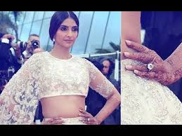 Ø¨Ø´ÙƒÙ„ ØµØ­ÙŠØ­ Ø¯Ø§Ø¦Ø±Ø© ØªØ­Ù…Ù„ Ù…Ù„Ø§Ø¨Ø³ Sonam Kapoor Ring Psidiagnosticins Com Official facebook page of sonam kapoor.