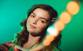 Lauren Fogarty's Instagram, Twitter & Facebook