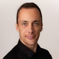 Eric Henne's Instagram, Twitter & Facebook