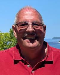 Search Roy Erickson Obituaries and Funeral Services