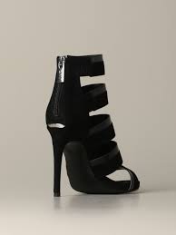 Pimpe deine absatzschuhe und deinen kleiderschrank auf und shoppe bei vinted! Liu Jo Outlet Absatzschuhe Damen Absatzschuhe Liu Jo Damen Schwarz Absatzschuhe Liu Jo Sa0045p0021 Giglio De
