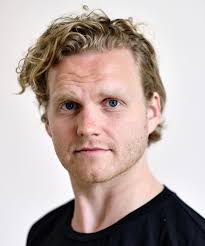 ANOTHER WAY TO START SPEAKING DANISH .. ON STAGE The idea of improving my  Danish through theatre came to me back in 2021, right after moving here —  even before I started