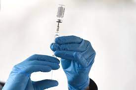 A Guide To Who Can Safely Get The Pfizer Biontech Covid 19 Vaccine