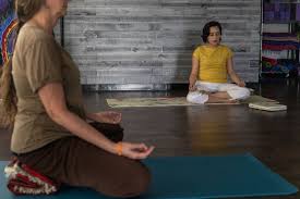 Simple living and higher thinking is at the heart of siddhayatan's ashram living program. Native Odessan Brings Spanish Yoga Classes Home From Colombia