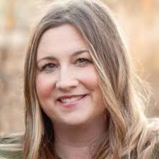 Lori Lowry's Instagram, Twitter & Facebook