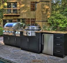 4 luxury outdoor kitchen storage