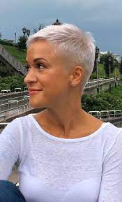 Cute Hairstyle Ideas For Long Face 2020 Cute Hairstyle Ideas For Long Face 2020 In 2021 Short Grey Hair Very Short Hair Super Short Hair