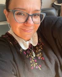 Lorena Allen's Instagram, Twitter & Facebook