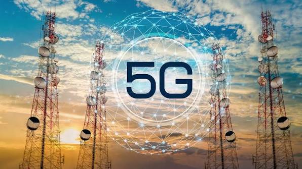 Components of 5G network | 5G Antenna | 5G mmwave | what is a benefit of 5g  mmwave technology | what is a distinguishing feature of 5g mmwave | what is  mmwave