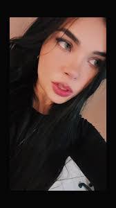 Sandra Berube's Instagram, Twitter & Facebook