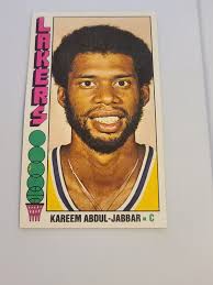 1976-1977 Topps #100 Kareem Abdul-Jabbar