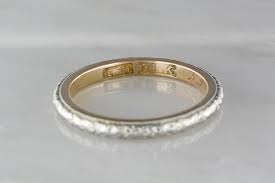 Before you engrave your wedding bands, make sure the length of whatever you choose will fit on your rings and that your jeweler has the skill to do it. The Most Romantic Wedding Songs Of All Time Wedding Band Engraving Date