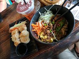 Tamu dapat merasa tenang dengan adanya alat pemadam api, pendeteksi asap, sistem keamanan, p3k, dan tralis jendela di. Life Cafe Train Terrace Kuching Restaurant Reviews Photos Phone Number Tripadvisor