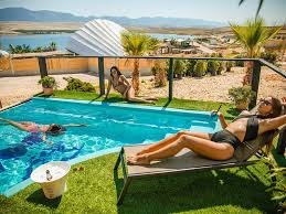 The split croatia beaches serve as a great way to relax and unwind after you've finished investigating areas which were used in filming game of thrones. Mobilheim Beach Party Villa Noa Glamping Resort Kolan Insel Pag