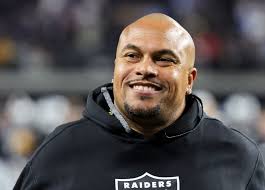 Raiders begin GM search with interview requests to multiple teams