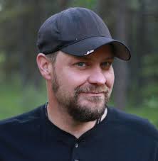 Please join us in welcoming Clayton Connor, a new artist with the Project,  and the ambassador for Alaska. Our ambassadors volunteer their time to help  make exhibits happen in each state. We're