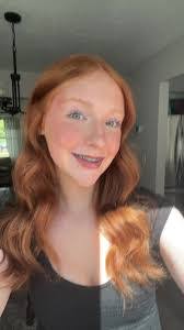 Mallory Brenner's Instagram, Twitter & Facebook